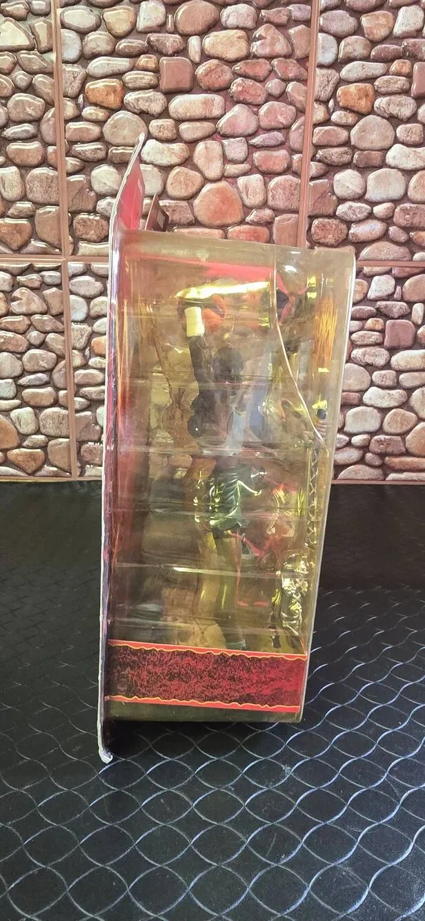 KEVIN GARNETT 1999 CrazyWorks SPORTS WARRIORS Sealed Figure #B16